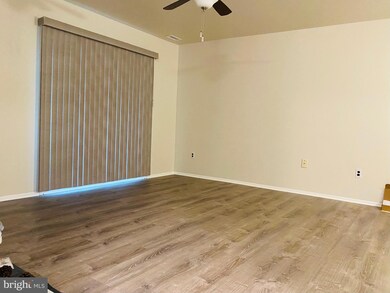 641 Yorkshire Ct unit BD, Sewell, NJ 08080 - photo 3