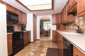 1729 Sycamore Dr, Plainfield, IN 46168 - photo 6