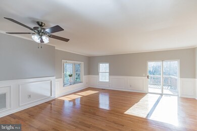 3301 Buckeye Ln, Fairfax, VA 22033 - photo 5