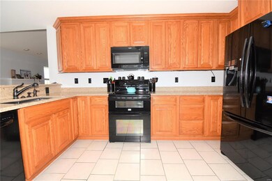 6709 Crossington Dr, Maryville, IL 62062 - photo 3