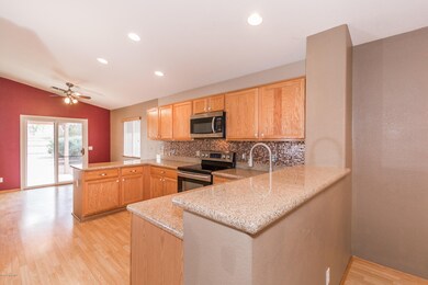 2547 E Chisel Ct, Oro Valley, AZ 85755 - photo 5