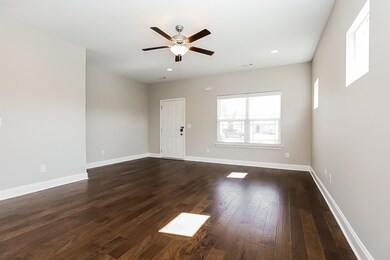 608 Oakvale Ln, Mount Juliet, TN 37122 - photo 4