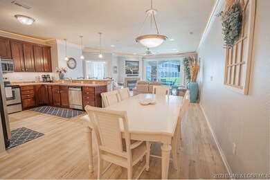 1215 Lands End Pkwy unit 611, Osage Beach, MO 65065 - photo 5