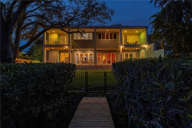 838 Monterey Blvd NE, Saint Petersburg, FL 33704 - photo 3