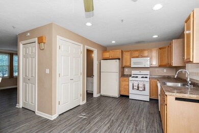 432 Hildreth St unit 5, Lowell, MA 01850 - photo 7