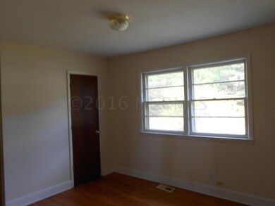 6 bedroom