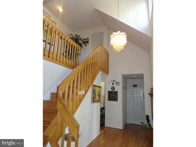 885 Spring View Dr, Southampton, PA 18966 - photo 4