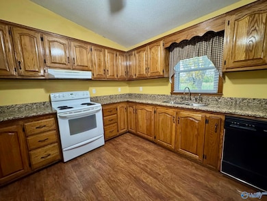 64 N Robinson Rd, Hartselle, AL 35640 - photo 6