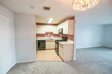 4234 N Main St unit 2G3, Fall River, MA 02720 - photo 2