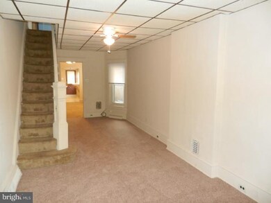 1356 Buttonwood St, Reading, PA 19604 - photo 2