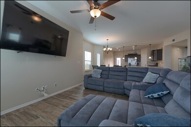 945 Haggerston St, El Paso, TX 79928 - photo 4