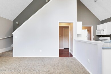 327 W Berry Ave, Lansing, MI 48910 - photo 7