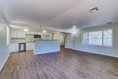 2807 Fairway Ave, Redding, CA 96002 - photo 5