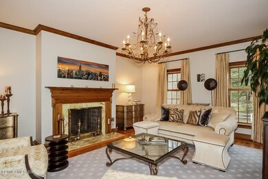 95 Cascade Rd, Stamford, CT 06903 - photo 4