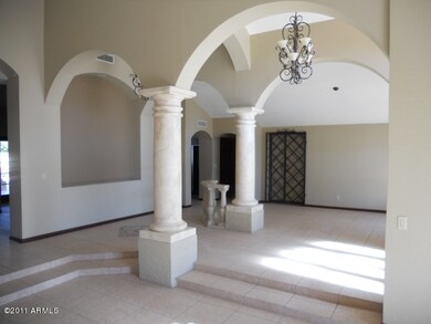 023-402639 arches in entry