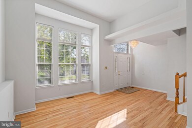 16980 Cass Brook Ln, Woodbridge, VA 22191 - photo 4