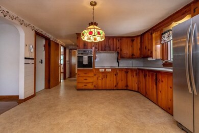 16 Ellen St, Webster, MA 01570 - photo 6