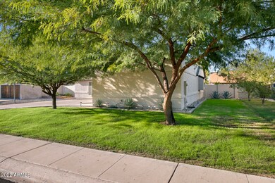 04_1404_W_Cheyenne_Dr__04_mls