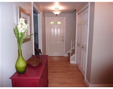 Entry/Foyer. GREET GUESTS IN THIS BRIGHT AND CHEER