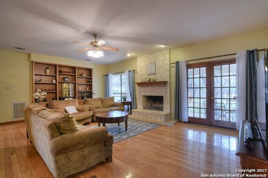 10609 Alta Loma, Helotes, TX 78023 - photo 4