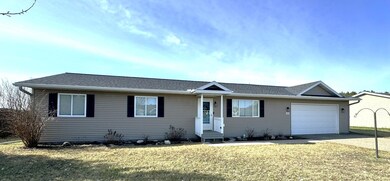 606 Tenth St W, Park Rapids, MN 56470 - photo 3