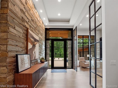 1850 Orchard Ln, Bloomfield Hills, MI 48301 - photo 3