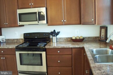 310 Margate Dr, Glen Burnie, MD 21060 - photo 4