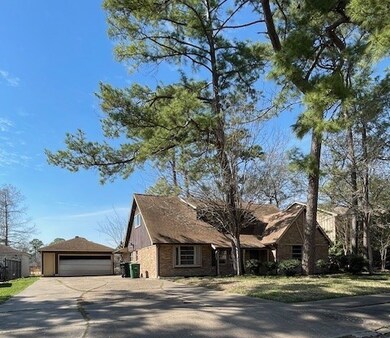 7419 Deep Forest Dr, Houston, TX 77088 - photo 2