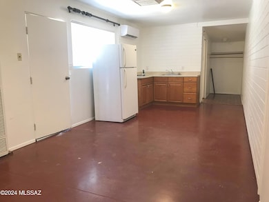 720 N Irving Cir unit Studio1, Tucson, AZ 85711 - photo 4