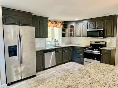 18 Bridle Path, West Townsend, MA 01474 - photo 2