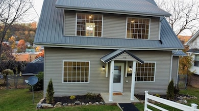 716 Rockbridge St, Bluefield, WV 24701 - photo 2