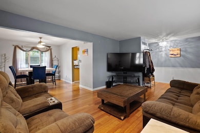 9307 Grace St, Highland, IN 46322 - photo 6