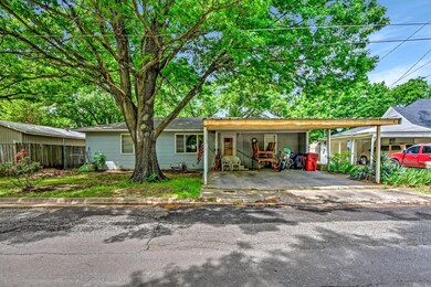 1519 Oriental St, Bonham, TX 75418 - photo 2