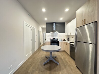 841 N Mozart St unit 3, Chicago, IL 60622 - photo 2
