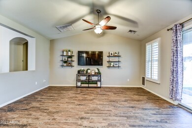 930 E Canyon Way, Chandler, AZ 85249 - photo 4