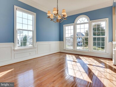 9020 Virginia Terrace, Lorton, VA 22079 - photo 4