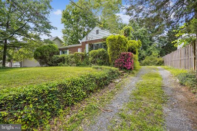 1866 Kirby Rd, McLean, VA 22101 - photo 2
