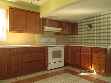 1023 Orange St, Berwick, PA 18603 - photo 2