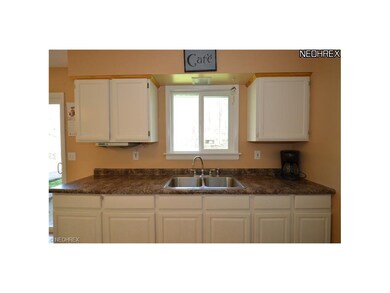 867 W Shore Blvd, Sheffield Lake, OH 44054 - photo 7