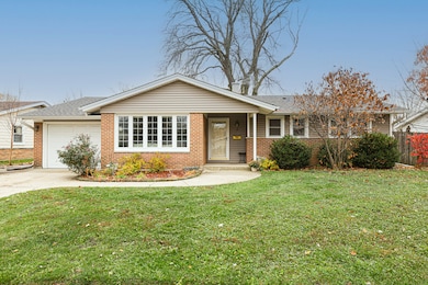 225 Placid Way, Elk Grove Village, IL 60007 - photo 2
