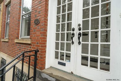 427 State St, Albany, NY 12203 - photo 6