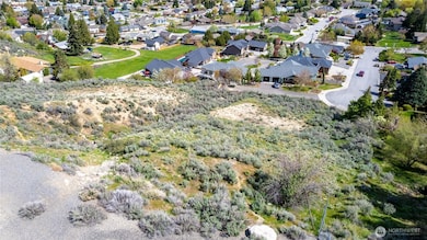 1530 Skyline Dr, Wenatchee, WA 98801 - photo 2