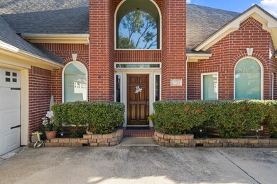 2013 Pembroke Bay Dr, League City, TX 77573 - photo 3