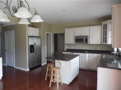 11889 Floral Hall Place, Fishers, IN 46037 - photo 3