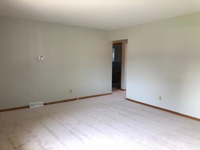 4439 Kenfield Rd, Columbus, OH 43224 - photo 7