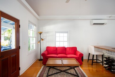 1110 Olivia St Key West FL-large-005-9-F