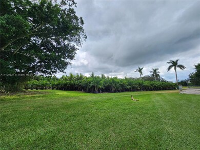 24425 SW 157th Ave, Homestead, FL 33031 - photo 2