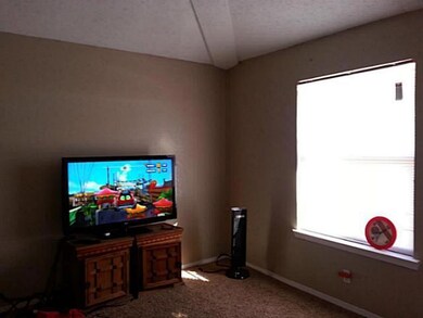 205 Tierra Linda Dr, Horizon City, TX 79928 - photo 5