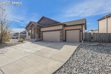 10525 Abrams Dr, Colorado Springs, CO 80925 - photo 2