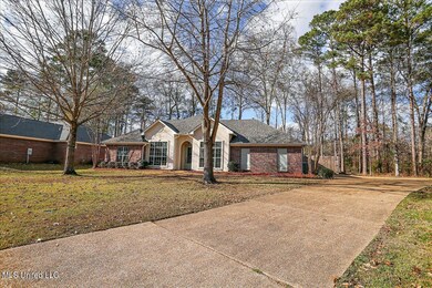 125 Fox Hollow Bend, Brandon, MS 39047 - photo 2